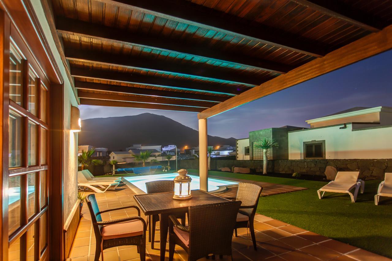 Villa Los Dragos Playa Blanca  Dış mekan fotoğraf